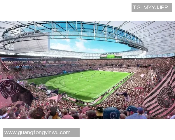 足球明星核弹头的传奇人生与场上风采揭秘