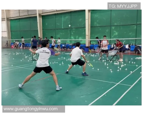 南京羽毛球队在亚运会上的战术表现分析与精彩回顾